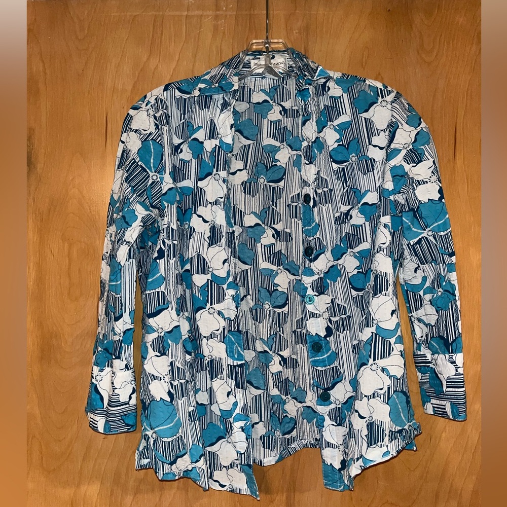 Blue, white, and sparkles button up blouse!